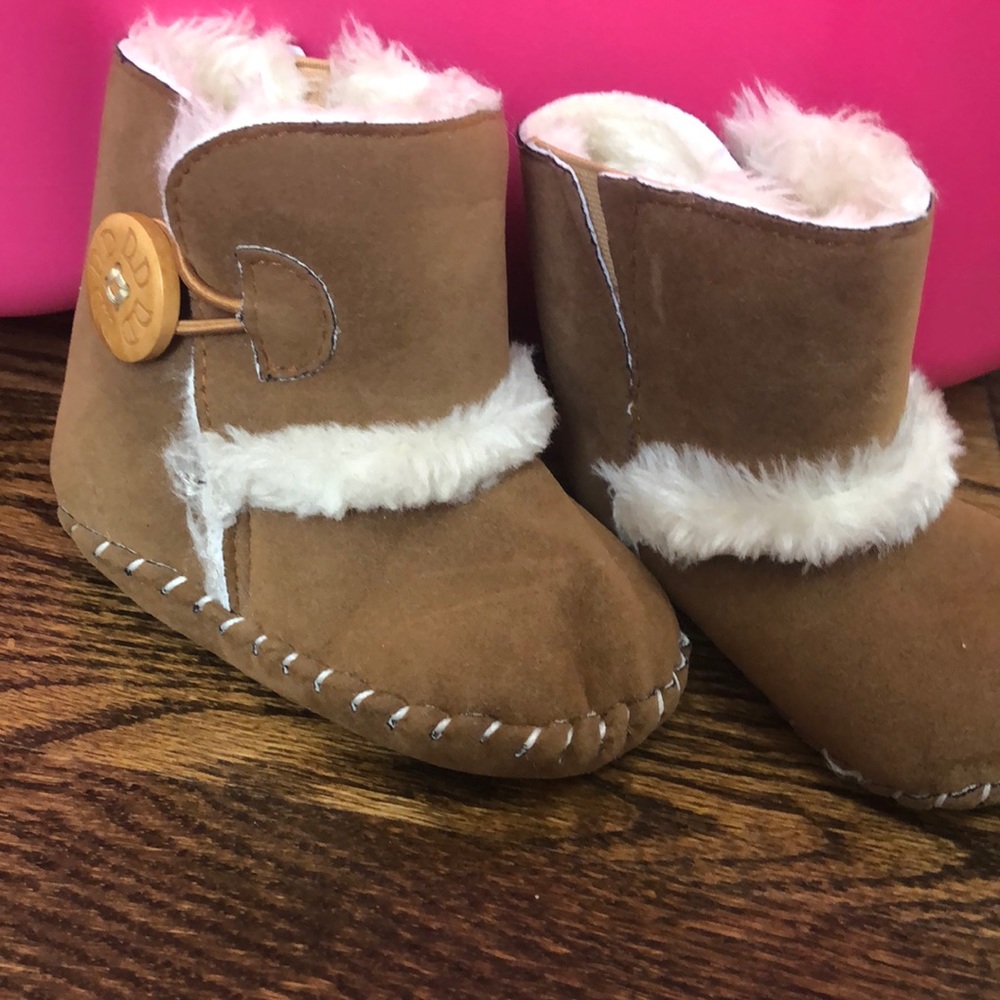 Crib booties